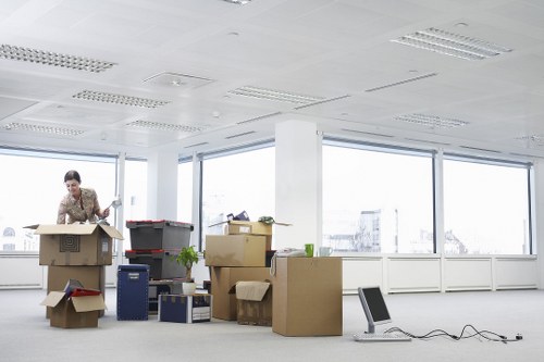Residential and commercial moving services in Forest Hill